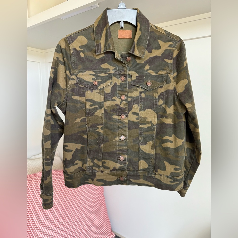 Judy Blue Camouflage Women's Denim Jacket size Small - Picture 14 of 16